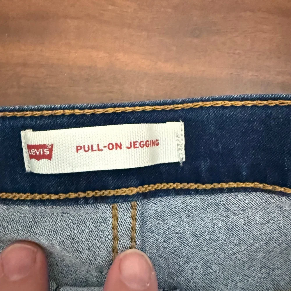 Levi's Girls Size 16 Lot 2 Khaki Cargo Joggers & Dark Wash Pull-On Jeggings